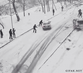 別光看雪景啦！雪天行車安全指南，速速收藏！