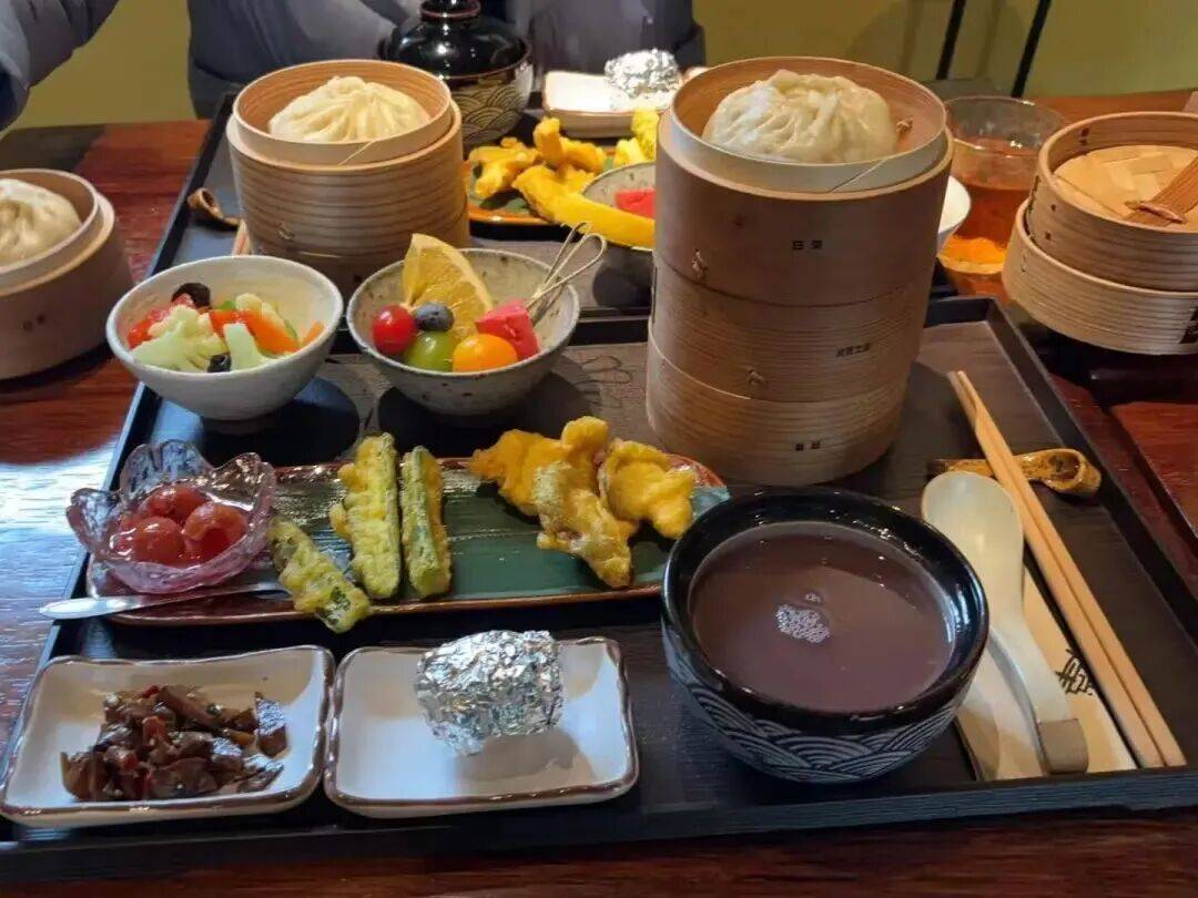 冬遊西海岸！打卡靈山衛街道熱氣騰騰的美食！