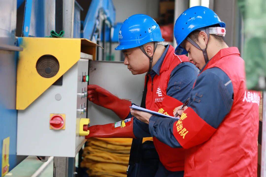 【新春走基層】綏陽供電局：精準發力，護航年貨物流暢達