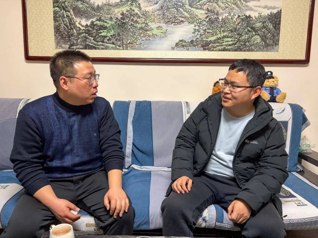 以溫情守護成長，石家莊精英中學開展家訪活動