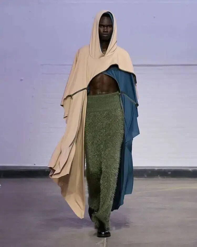 服裝畢業設計釋出 | 2026中央聖馬丁藝術與設計學院-研究生服裝畢業秀！