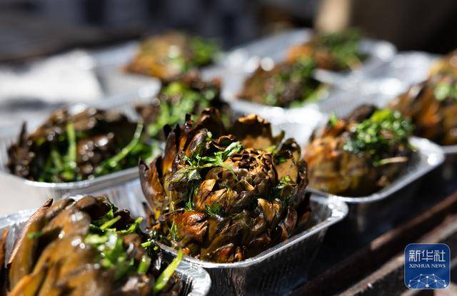 義大利海濱小鎮舉辦洋薊美食節