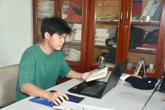 職高生→本科生→211研究生，四川小夥用8年證明“起點並不決定終點”