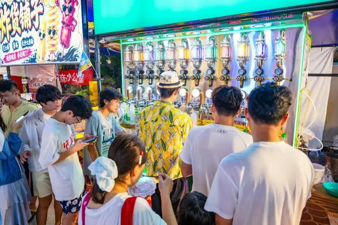海量美食集結！青島西海岸新區金沙灘啤酒城等你來暢享