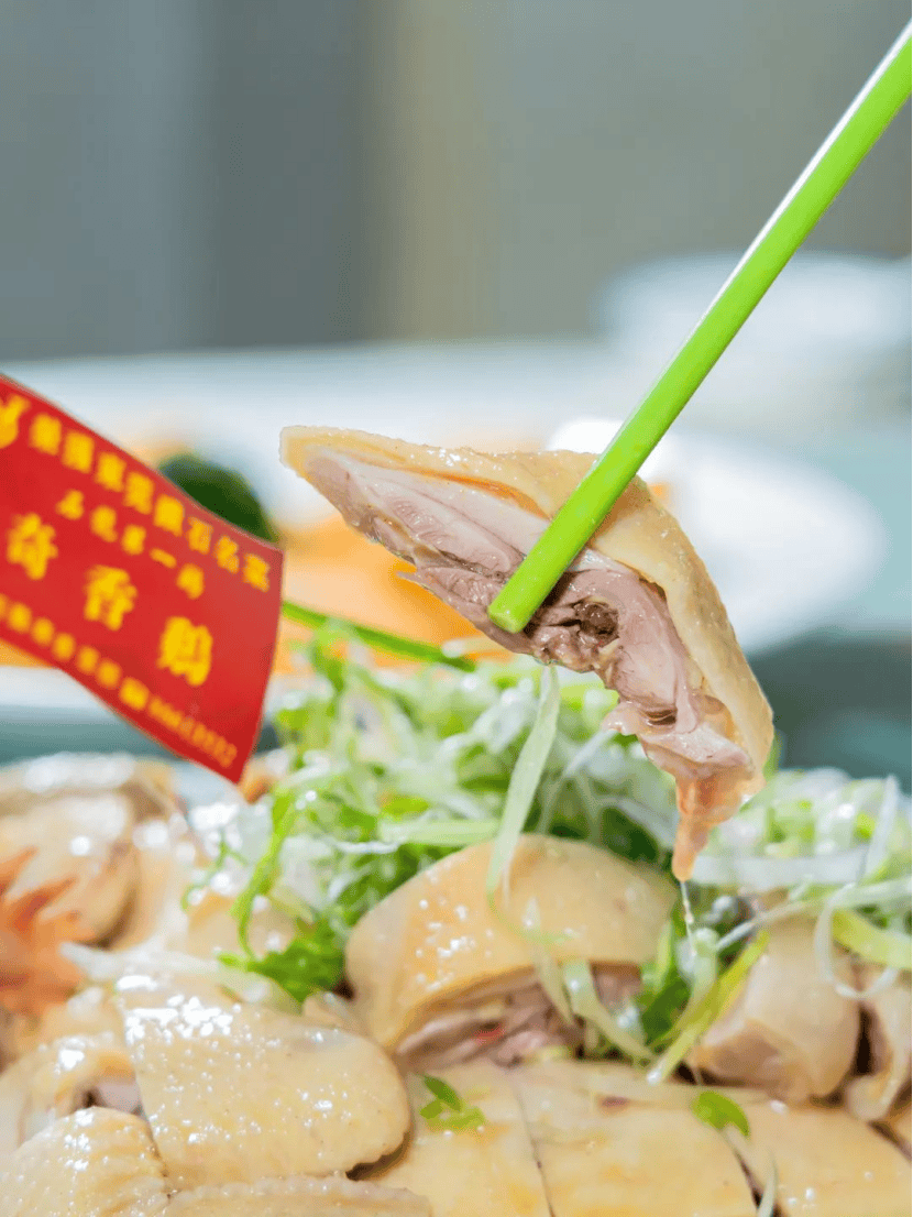 豆皮雞和奇香雞：宵夜攤闖出的風味傳奇丨石龍美食江湖志