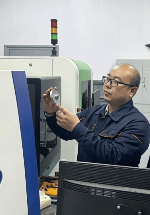 走近燕山大學首屆“研究生優秀導師”“研究生青年先鋒導師”及“研究生優秀導學團隊”（二）